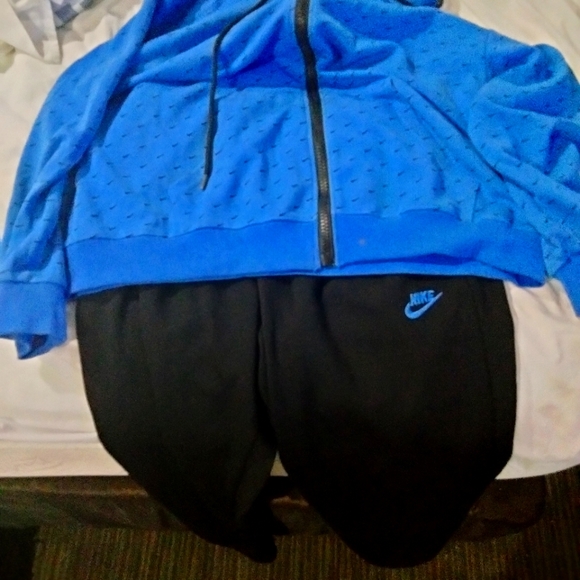 Nike jumpsuit - Picture 1 of 1